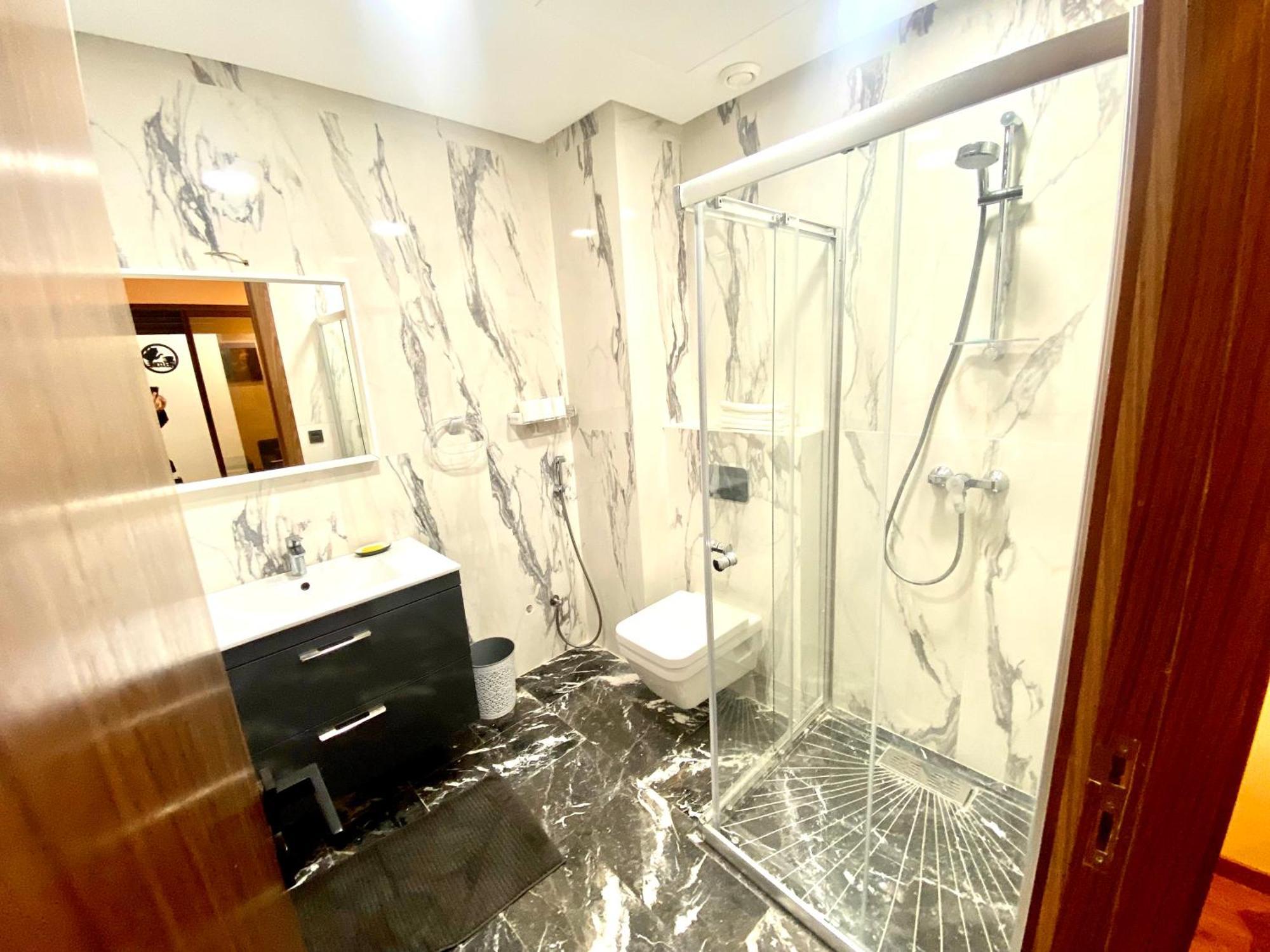 Lovely 1-Bedroom Rental Unit Near 2Mars/Habous Casablanca Luaran gambar
